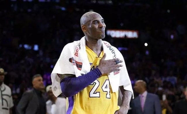 太可惜！28岁昔日“三杰”跟腱断裂，若不是伤情困扰他能比肩德容（遗憾！28岁昔日“三杰”遭遇跟腱断裂，若非伤病困扰本可媲美德容）