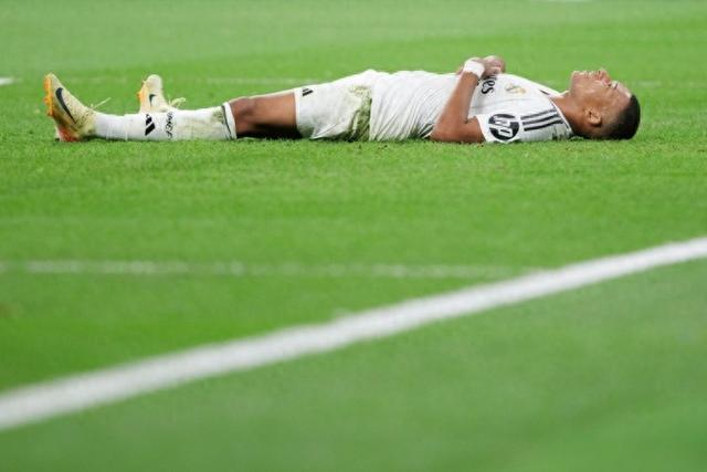 欧预赛门将零封榜：皮克福德7次第一、乌奈-西蒙5次第二