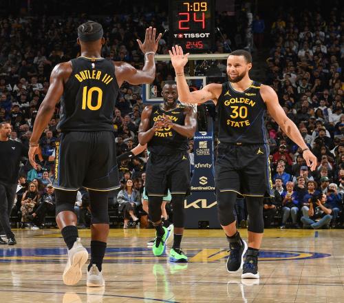 这是不是上海海港夺冠难度最大的一次？3分钟复盘夺冠之路（上海海港史上最难一次夺冠？3分钟速览登顶之路）