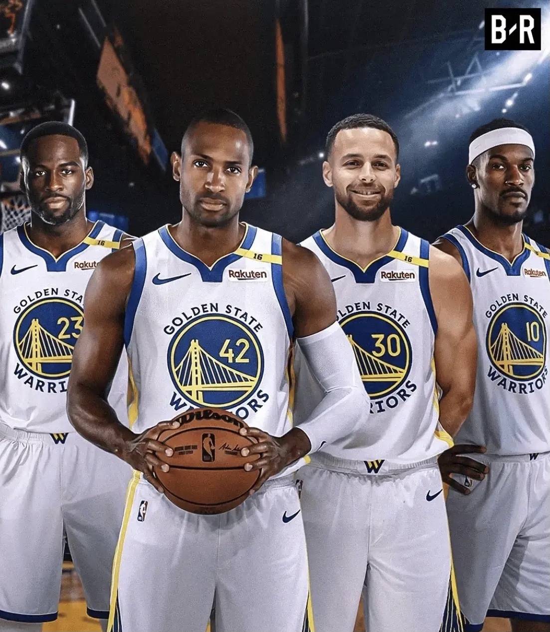 贝克汉姆首夺MLS冠军 14岁小七抹胸抢镜 大布缺席惹争议（贝克汉姆首捧MLS桂冠 小七造型引关注 大布缺席成热议）