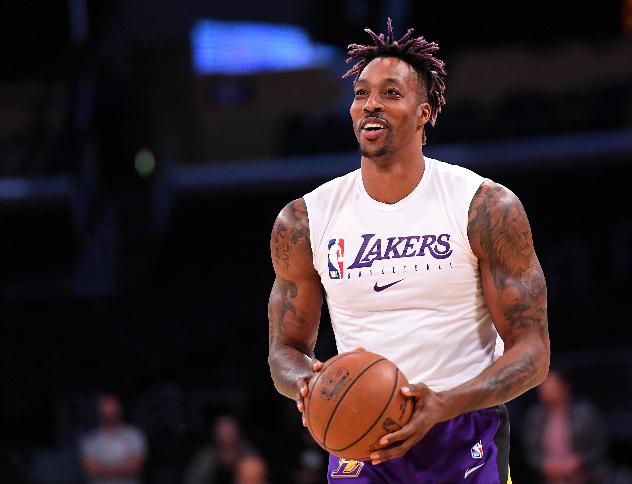 海港客战英博：5外援PK4外援，吾米提江先发，李新翔替补（海港客场挑战英博：五外援对四外援，吾米提江首发，李新翔替补）