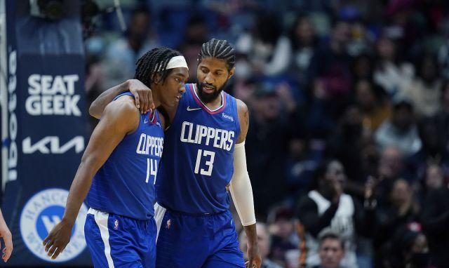 刷新得分生涯之夜！乔治20中12得到39分6篮板8助攻（乔治20投12中轰39分6板8助，上演生涯之夜）