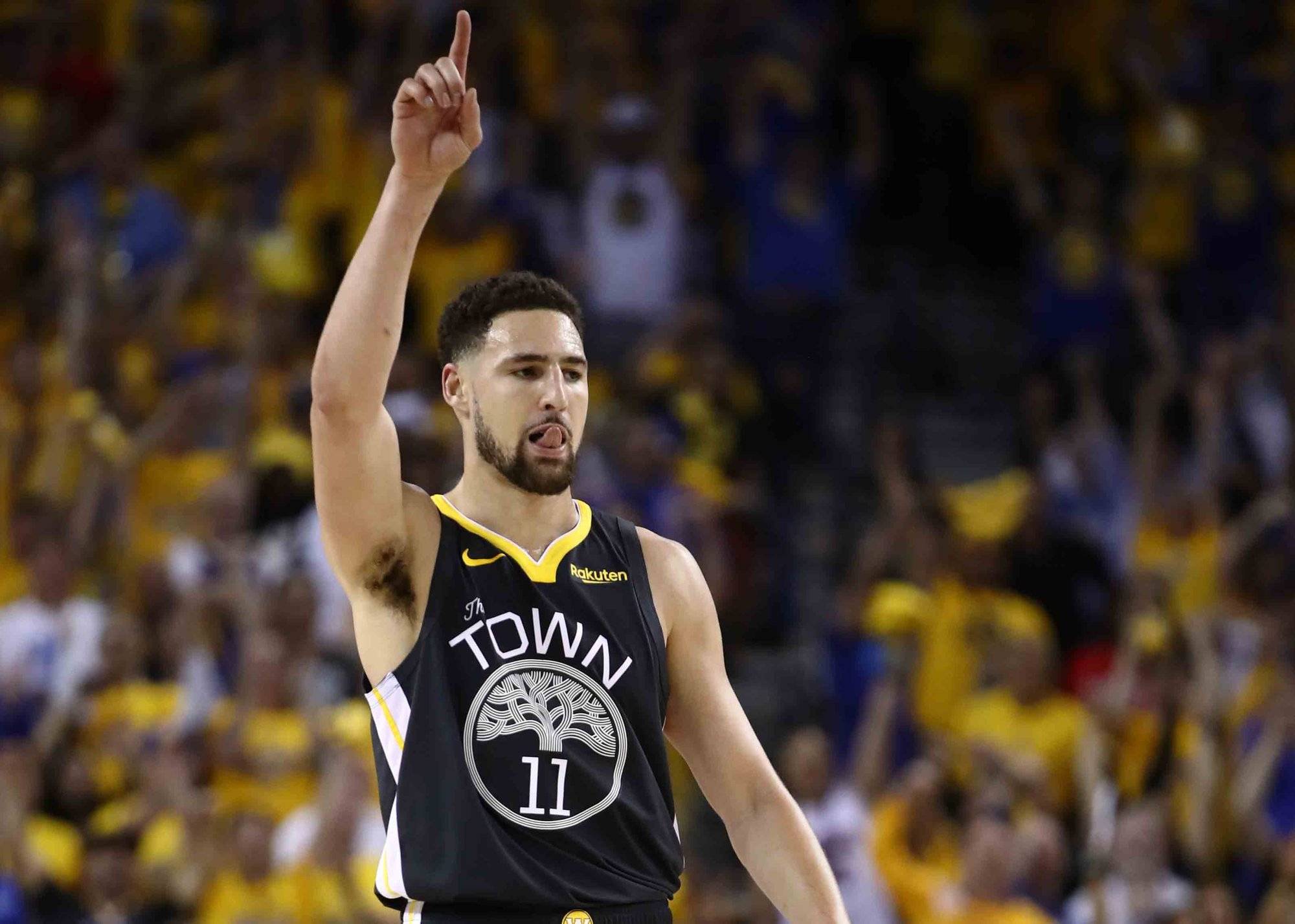 球队防守数据稳步提升（球队防守指标稳步上扬）