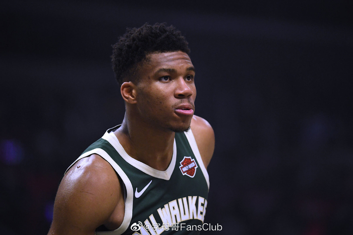 美媒：保罗不太可能签约其他球队，他在更衣室的影响力太大了（美媒：保罗大概率不会转投他队，其更衣室号召力难以替代）