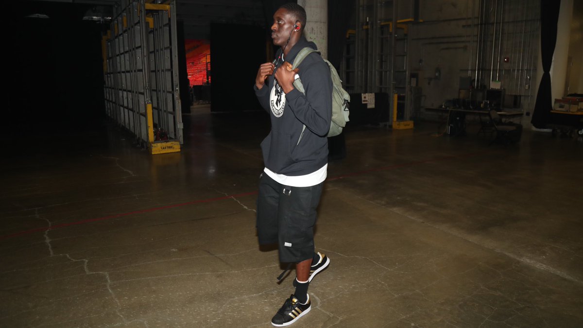 利物浦“红箭三侠”再度合体光芒四射（利物浦红箭三侠重聚 火力全开）