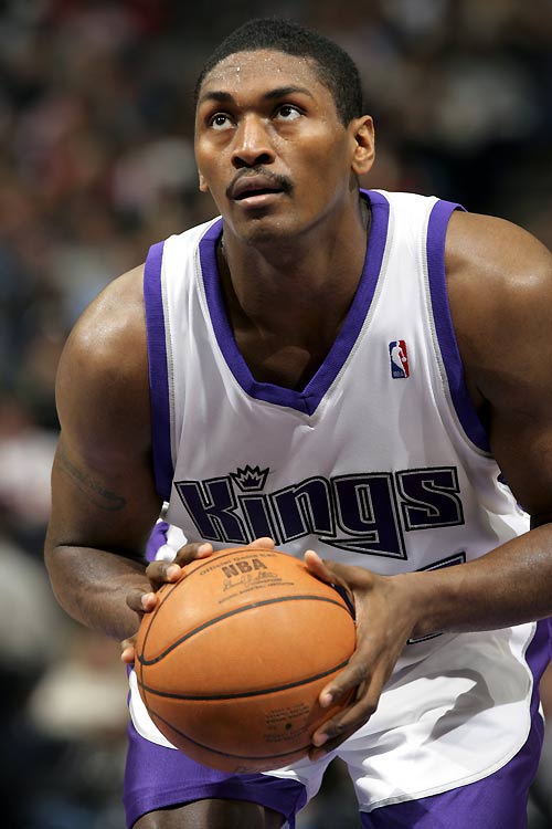 年轻后卫防守稳健，未来可期（新星后卫防守扎实，前景光明）