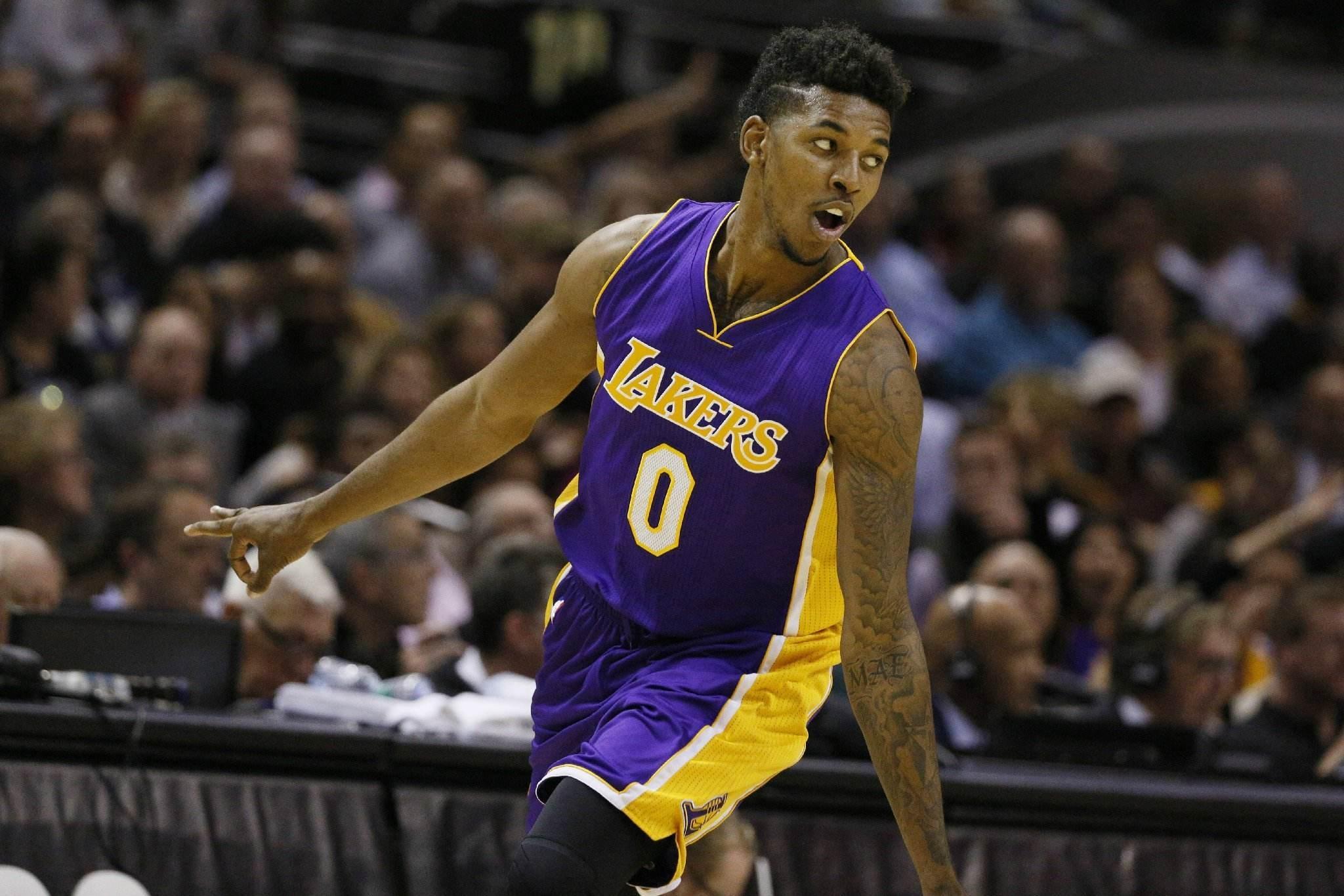 中超球队阵容分析：武汉三镇近期变化,（中超观察：武汉三镇阵容近况解析）