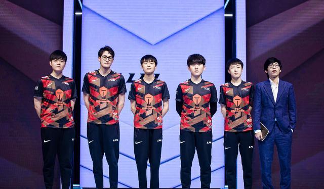 塞维利亚的 塞维利亚的